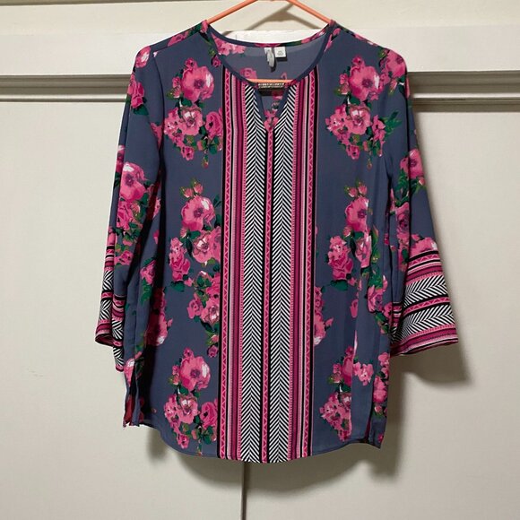 C Est. 1946, gray & bright pink tunic w/3/4 length sleeves, size XS - Picture 1 of 9